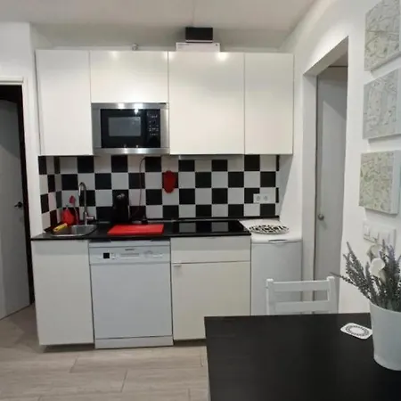 Casa De Los Viajeros Pasquin * كاديز